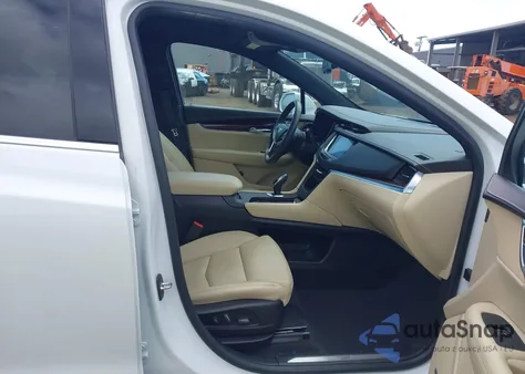 2017 Cadillac Xt5 Premium Luxury z USA, uszkodzony, nr VIN 1GYKNCRS5HZ107370